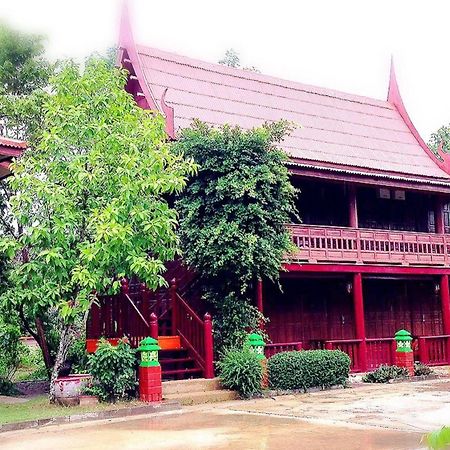 Jaroenrat Resort Samut Songkhram Екстериор снимка