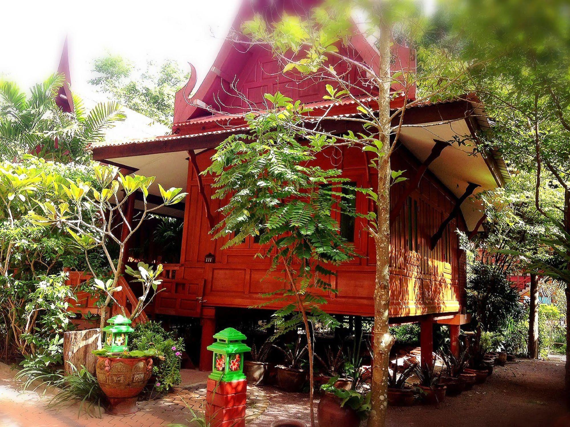 Jaroenrat Resort Samut Songkhram Екстериор снимка