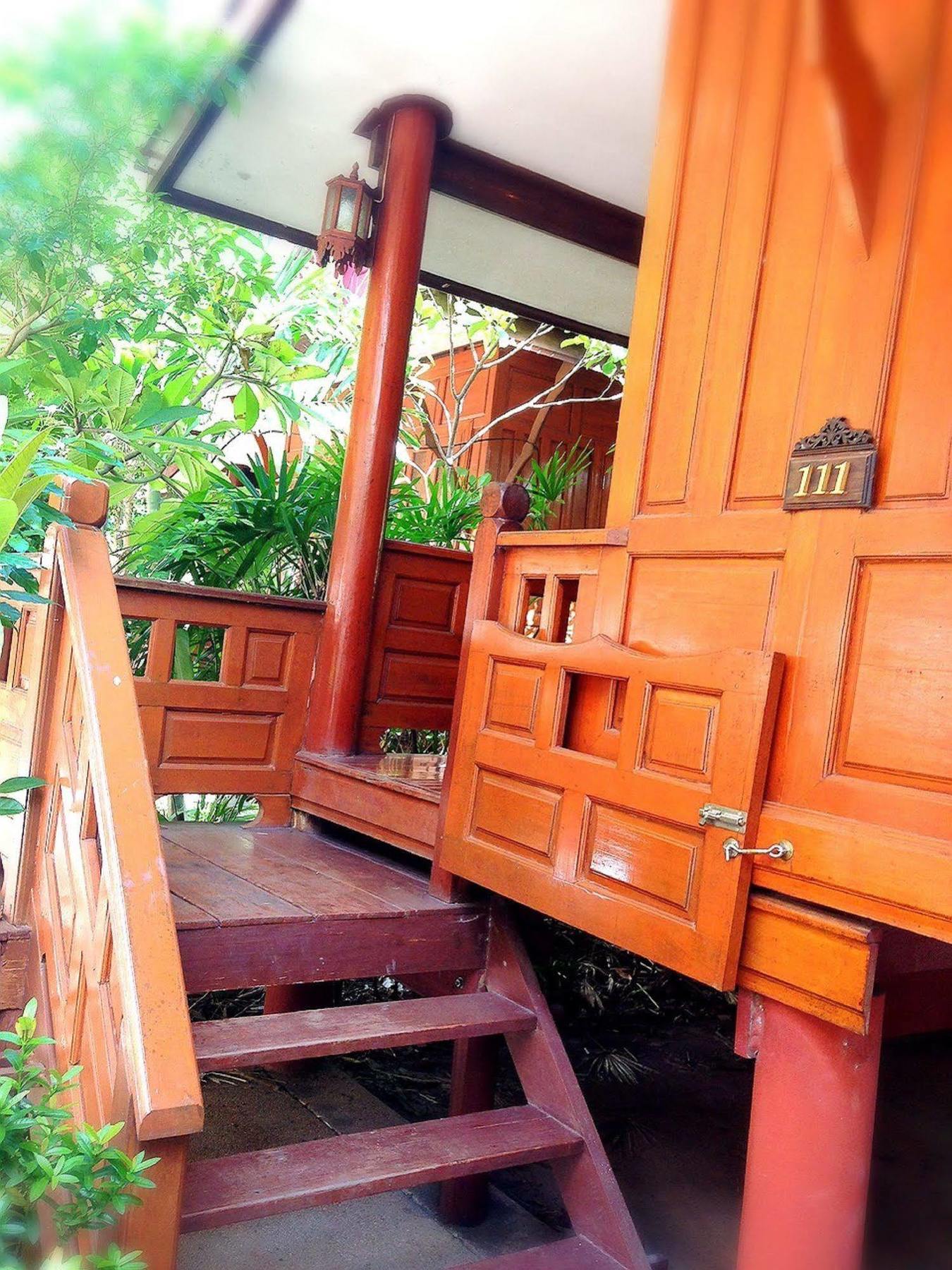Jaroenrat Resort Samut Songkhram Екстериор снимка